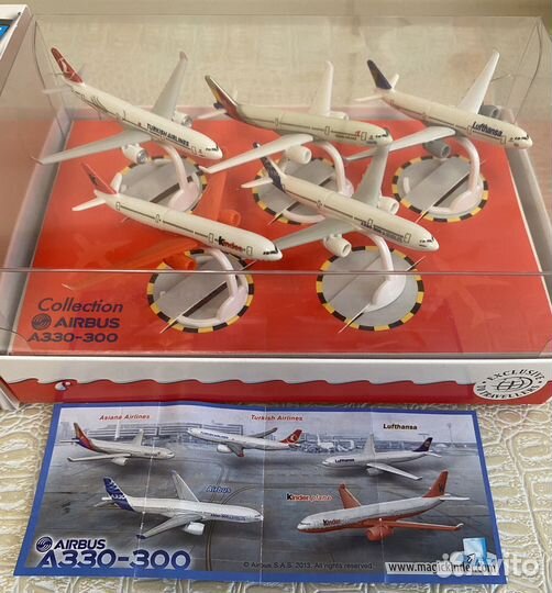 Аэробус А330-300 Киндер самолеты