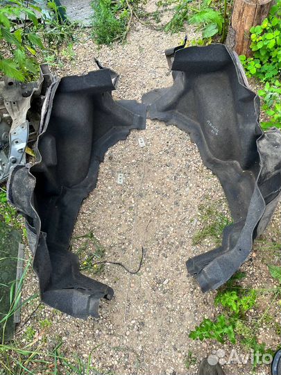 Обшивка багажника левая правая Geely ec7 emgrand