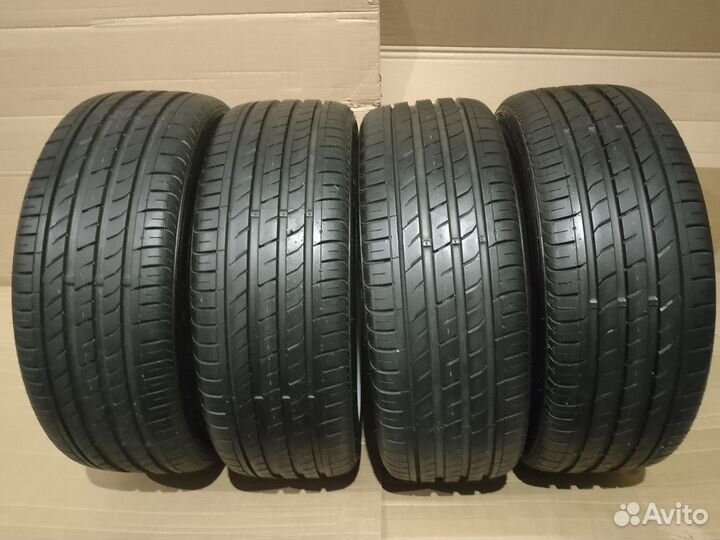 Roadstone N'Fera RU1 215/45 R17