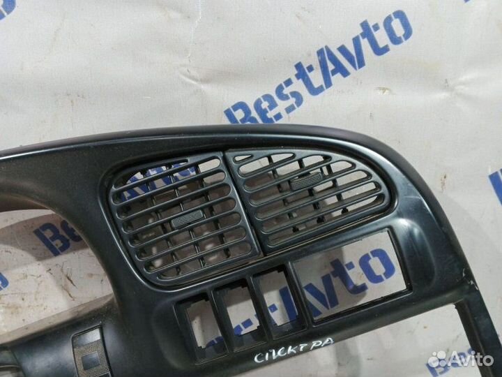 Облицовка щитка приборов Kia Spectra седан S6D1