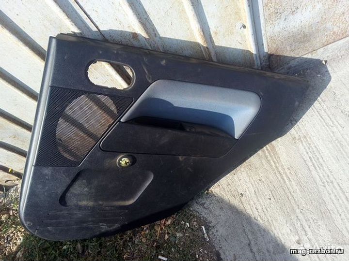 Обшивка двери задней правой Ford Fusion, I 2005