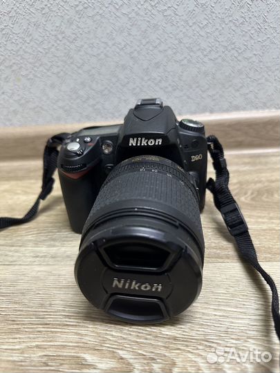 Nikon D90