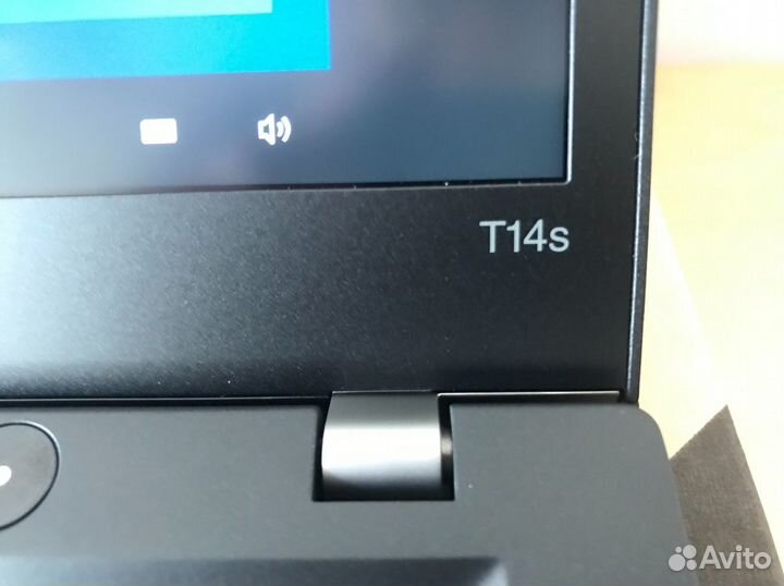 Ноутбук Lenovo ThinkPad T14s