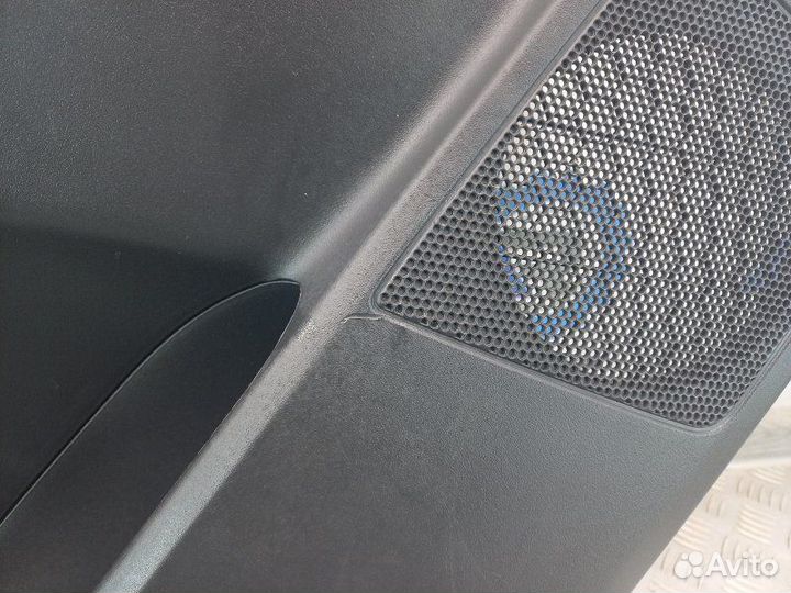 Обшивка двери задней левой Toyota Auris 1 E15 1.6