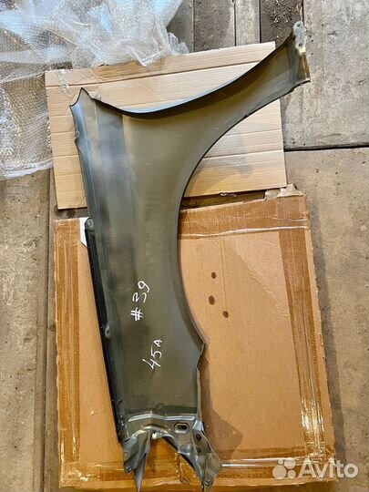 Крыло переднее правое Subaru Legacy bl