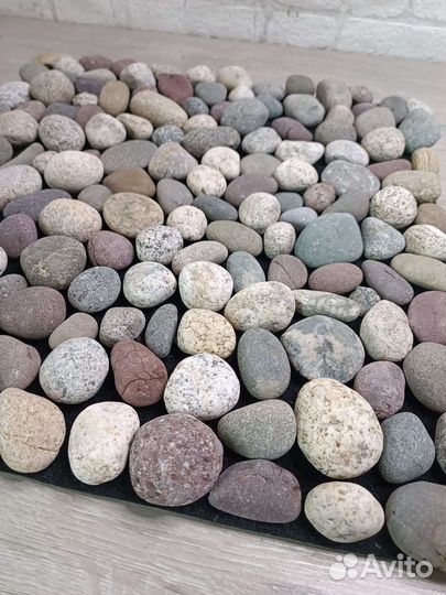 Коврик в ванную придверный массажный из гальки