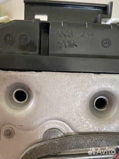 Доводчик двери Mersedes Benz GLE