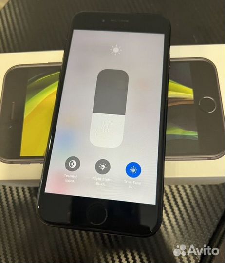 iPhone SE (2020), 64 ГБ