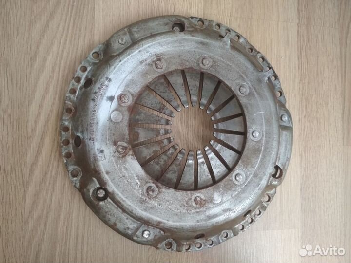 Корзина сцепления