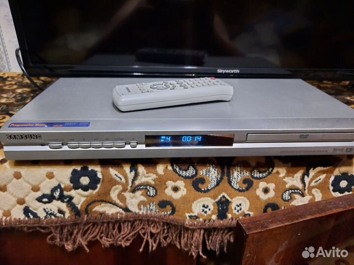 DVD плеер samsung DVD-P149
