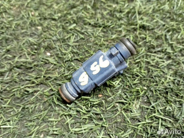 Форсунка топливная Porsche Cayenne 955 M48.00