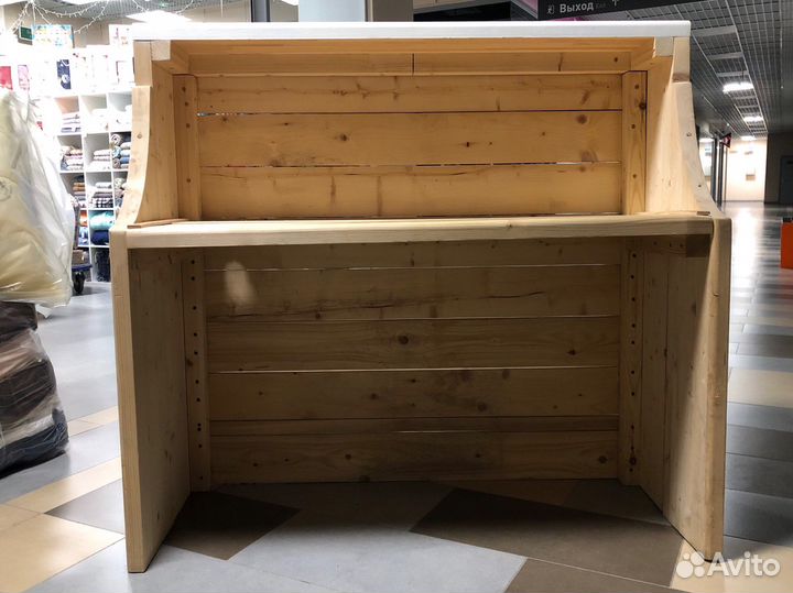 Стойка ресепшн из дерева б/у Бронь