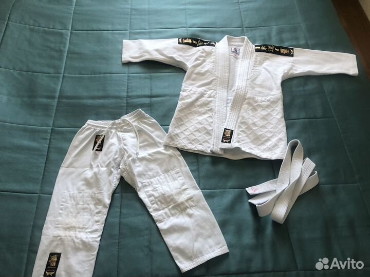 Кимоно для дзюдо mizuno 125