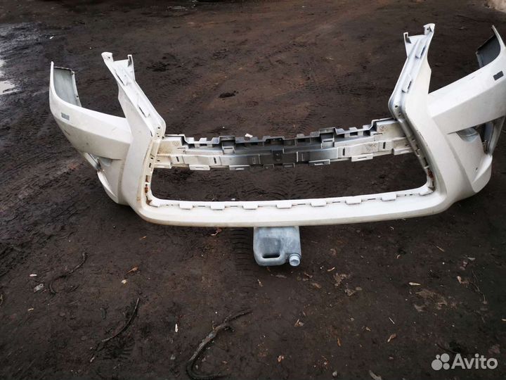 Бампер передний Lexus GX 2