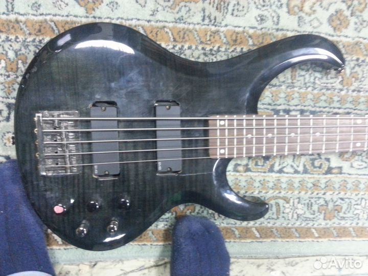 Ibanez store btb 305