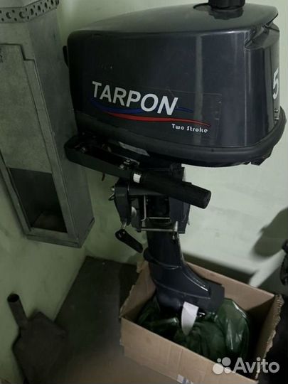 Лодочный мотор