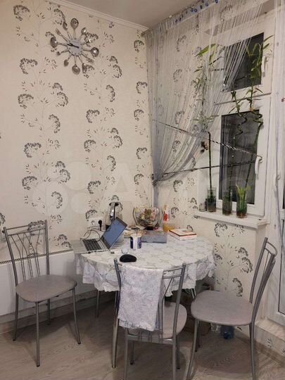 3-к. квартира, 82 м², 4/21 эт.