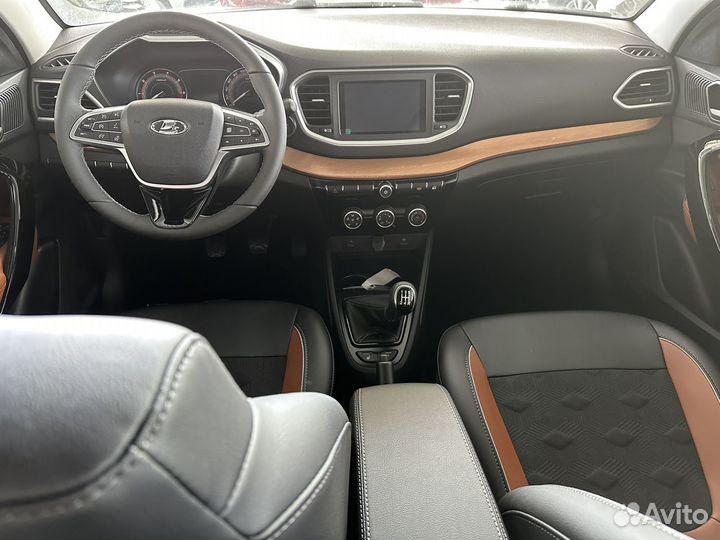 LADA Vesta 1.8 CVT, 2024