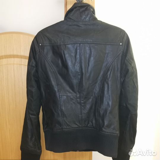 Куртка кожаная женская Bershka размер М