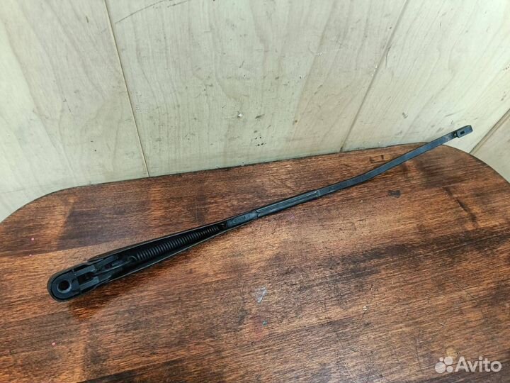 Поводок заднего дворника Лада Приора 1 хетчбек (ящ