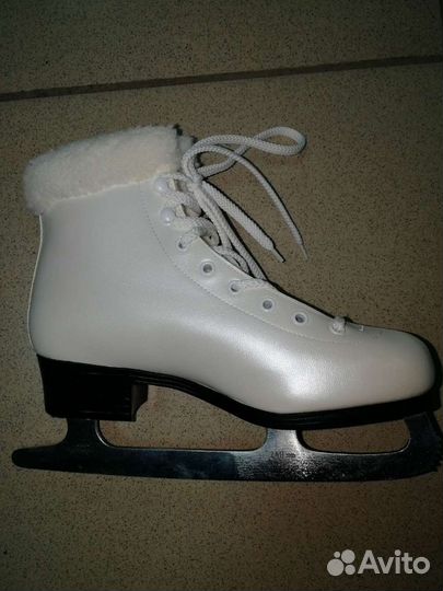 Коньки фигурные beвuт