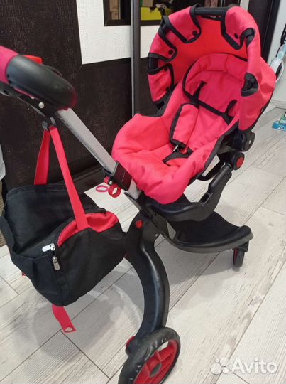 Коляска для кукол