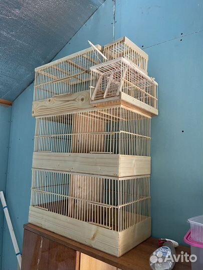 Клетка для птиц из дерева
