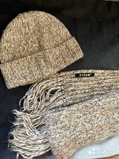 Комплект шапка и шарф