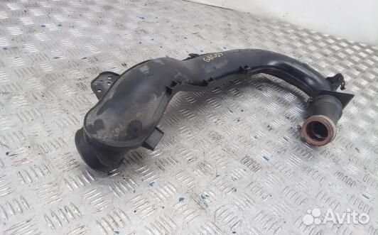 Патрубок интеркулера ford focus 3 (GBG13WK01)