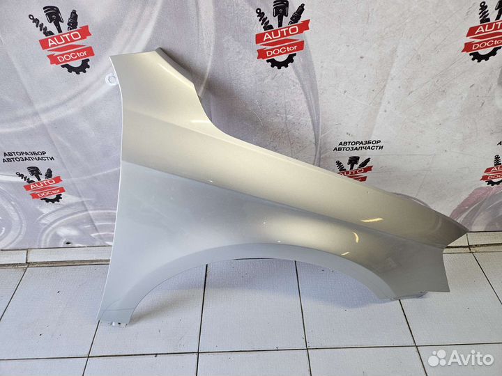 Крыло переднее правое Volkswagen Passat b7