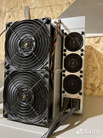 Asic майнер Bitmain Antminer S19J PRO 104 TH/s