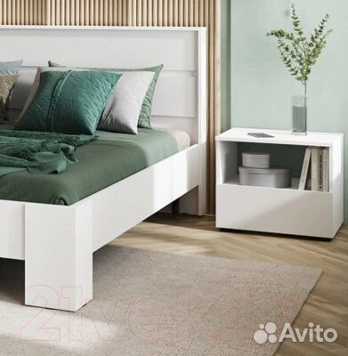 Тумба прикроватная белая