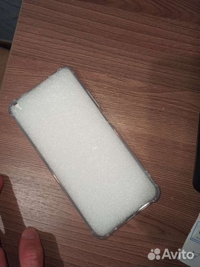 Чехол на xiaomi redmi 9T (отдам за шоколадку )