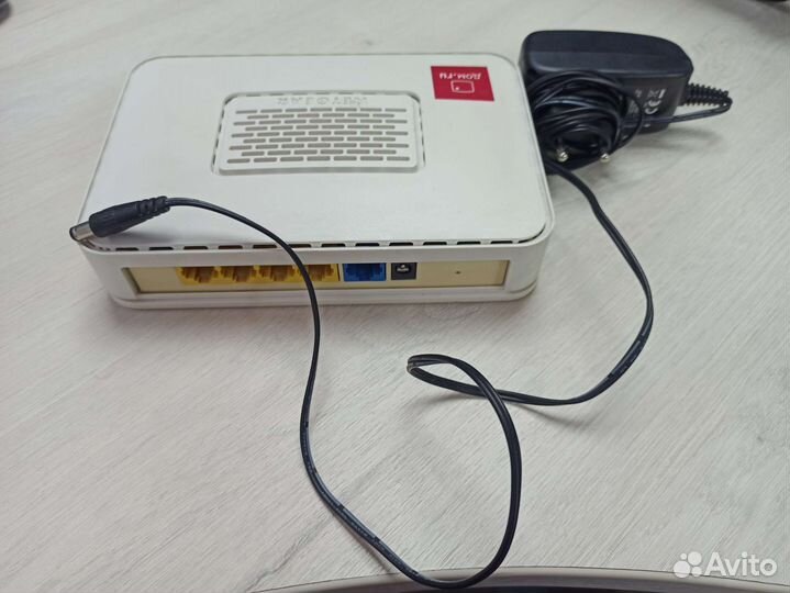 Wi-Fi роутер Netgear N300