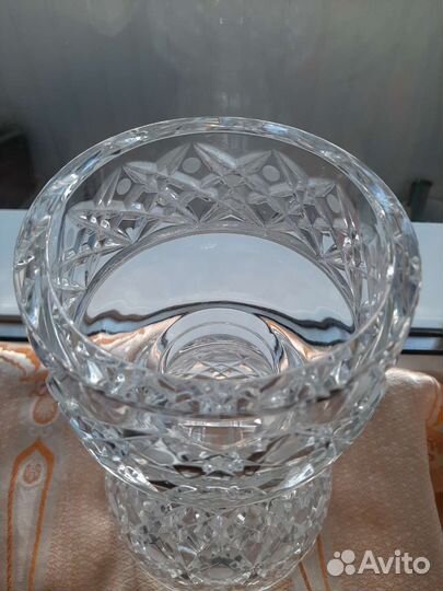 Ваза хрустальная