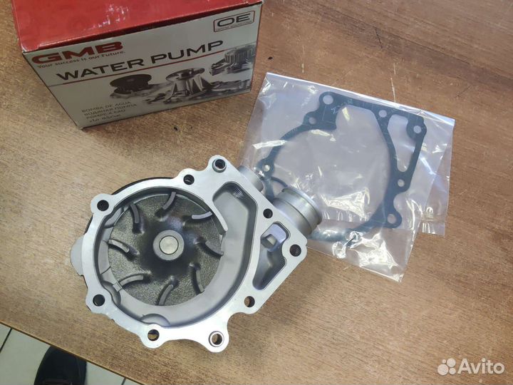 Помпа водяная Isuzu 6he1 6hk1 6hh1 6ha1