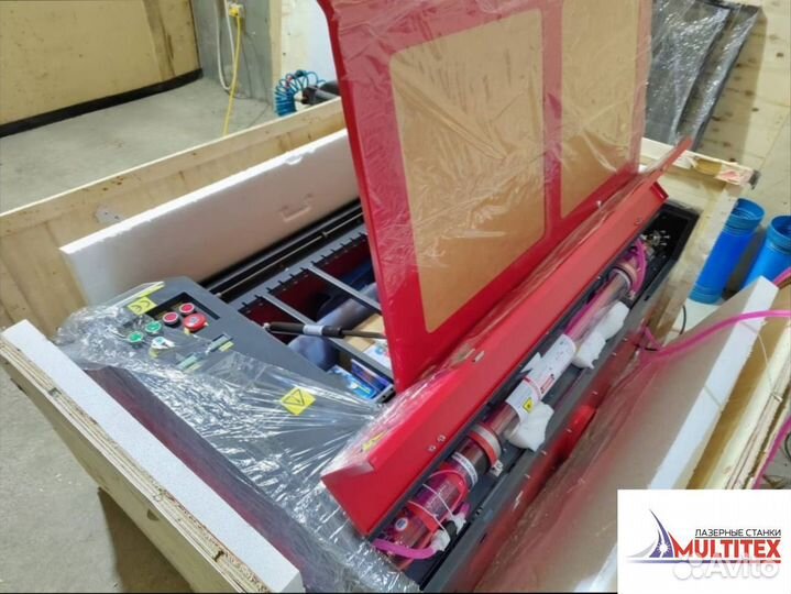 Лазерный гравировальный станок