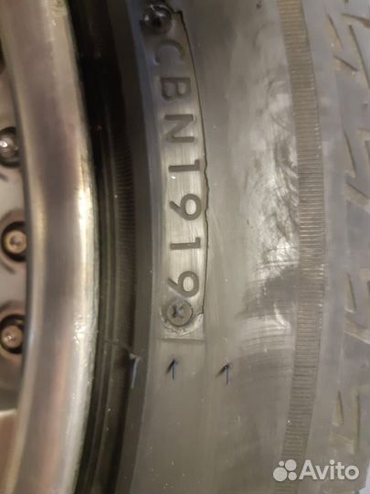 Bridgestone WT17 235/45 R18