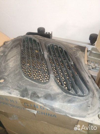 Корпус воздушного забора Пежо 206