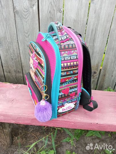 Рюкзак школьный