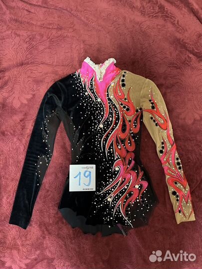 Аренда купальников для художественной гимнастки