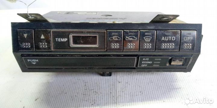 Эбу климатом Nissan Bluebird U12