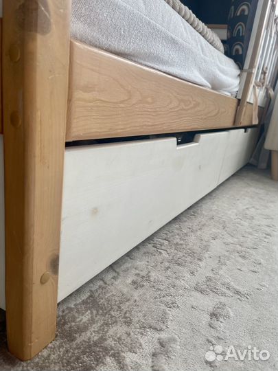Детская кровать из массива сосны