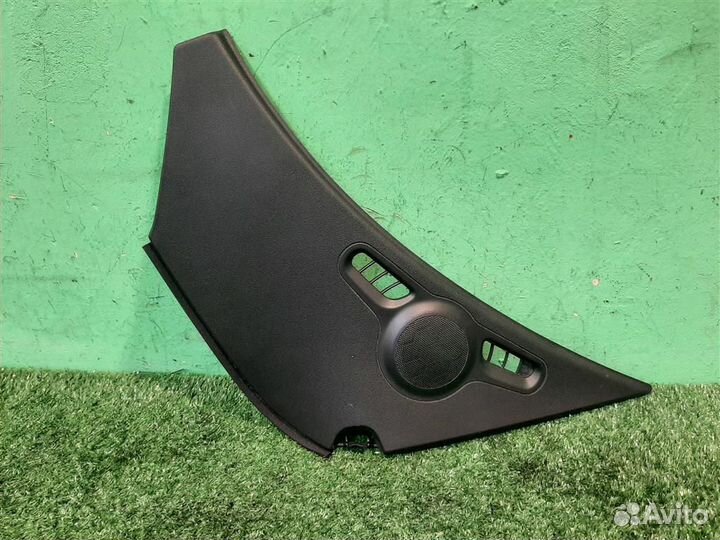 Накладка торпедо правая Citroen C3 Picasso 2009