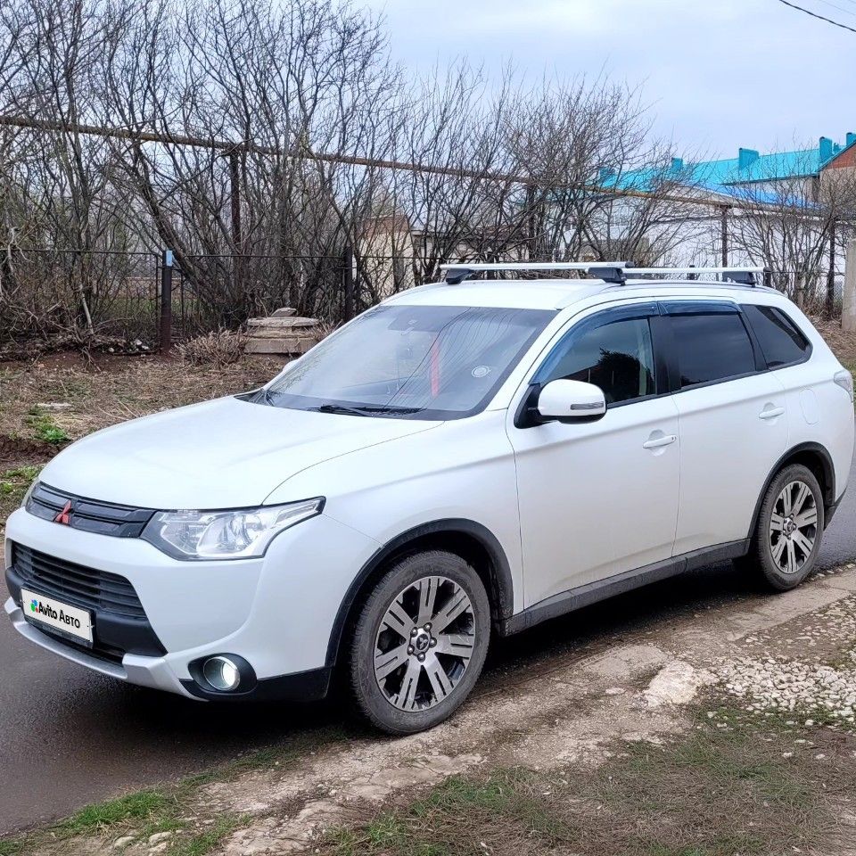 Mitsubishi Outlander: фото владельца