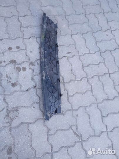 Volkswagen Tiguan 2 дефлектор радиатора