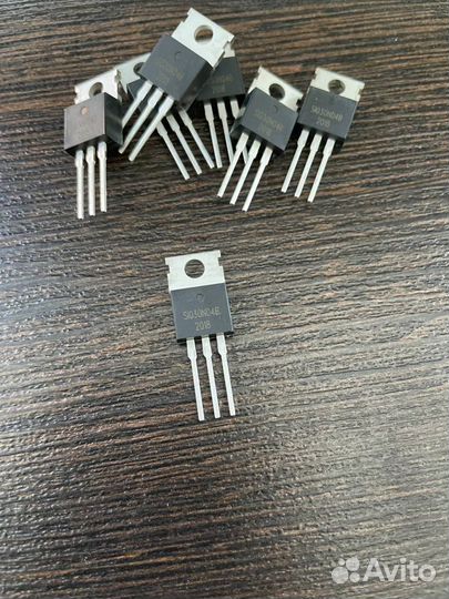 Транзистор mosfet SI030N040B