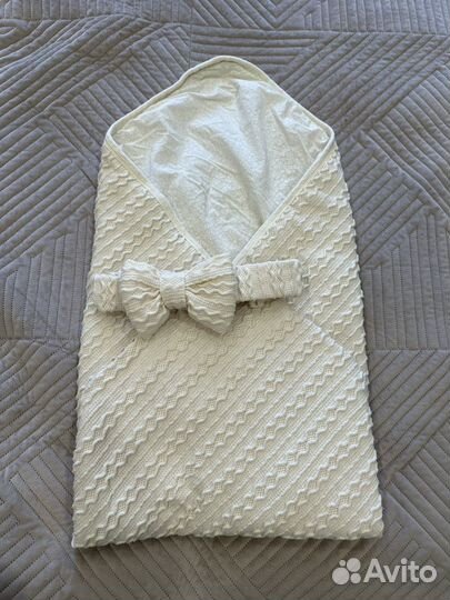 Конверт одеяло вязаный с бантом на выписку