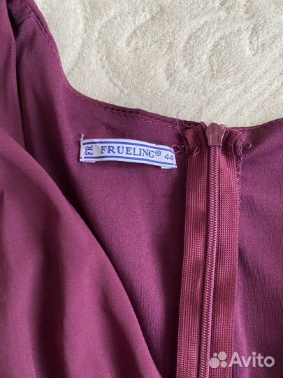 Нарядные платья для девочек