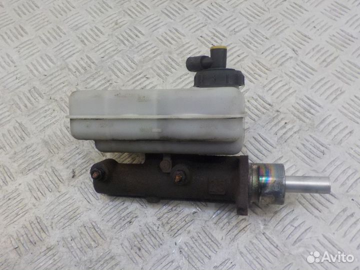 Цилиндр тормозной главный Renault Mascott